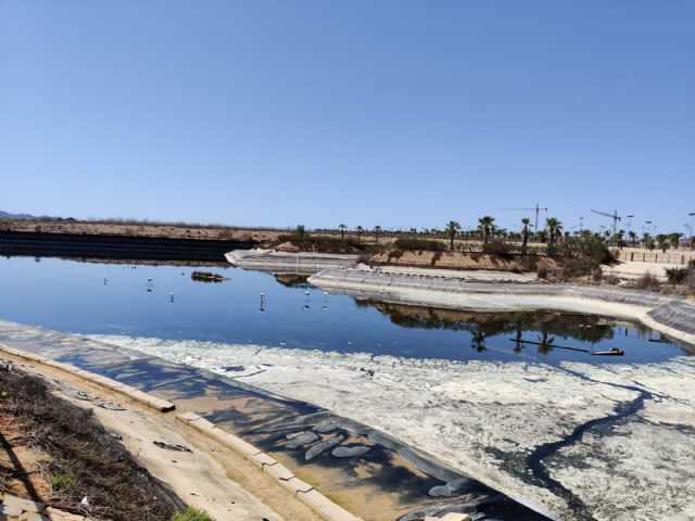 Denuncian que estn llenando el lago de Condado de Alhama con agua potable, Foto 2