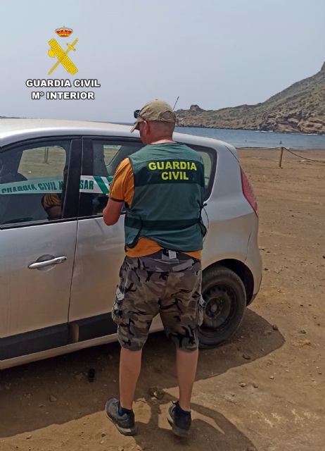 La Guardia Civil detiene a cuatro integrantes de un grupo criminal dedicado a favorecer la inmigración irregular - 1, Foto 1