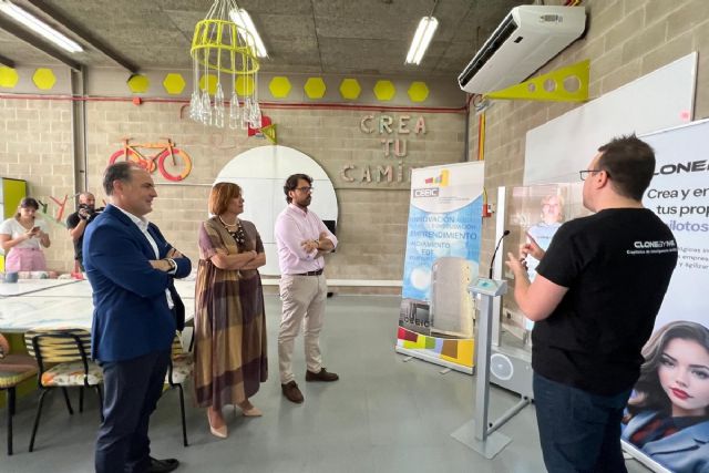 Una startup de Cartagena diseña un asistente de atención al cliente multilingüe que atiende cara a cara - 1, Foto 1