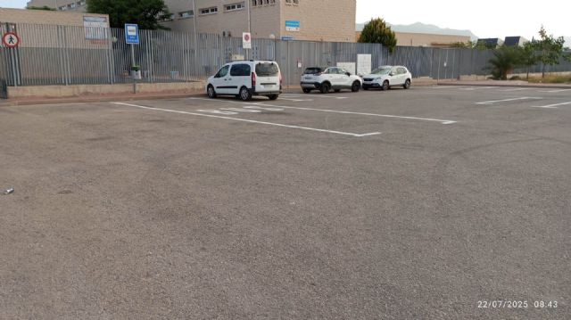 El Plan Especial de Repintado de la Señalización de Entornos Escolares del Ayuntamiento de Murcia llegará a más de treinta pedanías este verano - 2, Foto 2