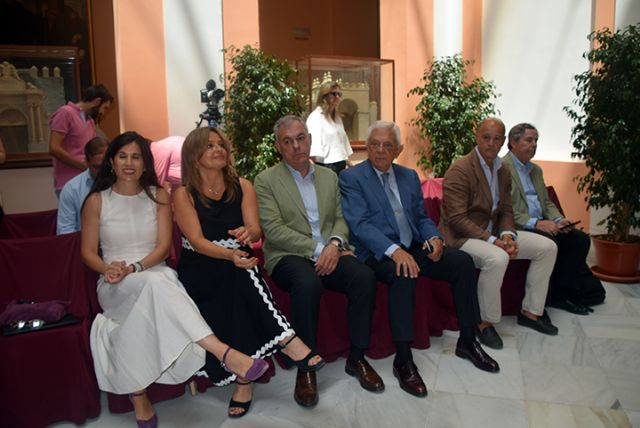 Ayuntamiento y Cámara de Comercio se unen en Replanta Sevilla 2.0 para reverdecer la ciudad - 1, Foto 1