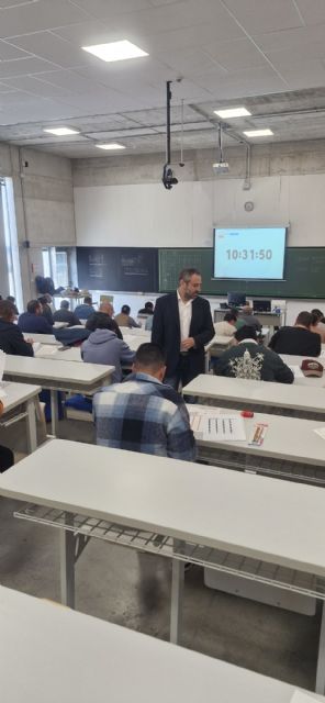 La Comunidad registra la mayor participación del a&ntilde;o en los exámenes para ejercer como transportista profesional con 829 aspirantes - 2, Foto 2