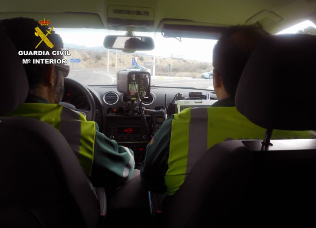 La Guardia Civil detiene al conductor de un turismo por circular a cerca del triple de la velocidad máxima permitida - 4, Foto 4