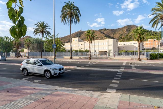 El colegio Atalaya tendrá el primer semáforo inteligente de Cartagena en el paso sobre la avenida del Cantón - 1, Foto 1