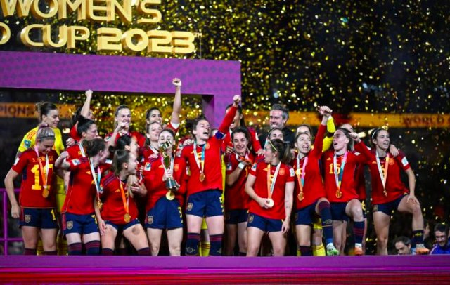 Éxito histórico de la Selección femenina de fútbol empañado por el machismo
