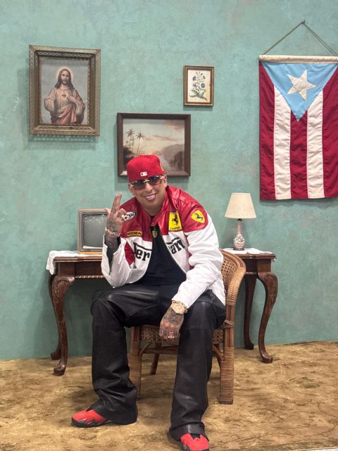 Ñengo Flow sorprende con aparición en el concierto “La Residencia” de Bad Bunny - 1, Foto 1