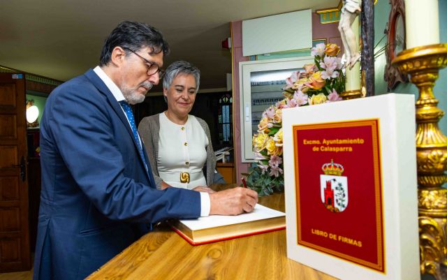 El Ayuntamiento de Calasparra entrega la Medalla de Honor de Calasparra al equipo médico de la Plaza de Toros - 2, Foto 2
