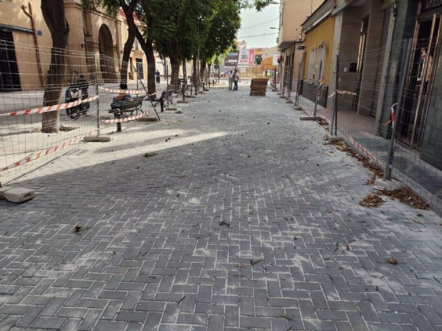 El Ayuntamiento renueva con más de 300 m² de adoquín la céntrica calle de la Iglesia de Patiño - 2, Foto 2