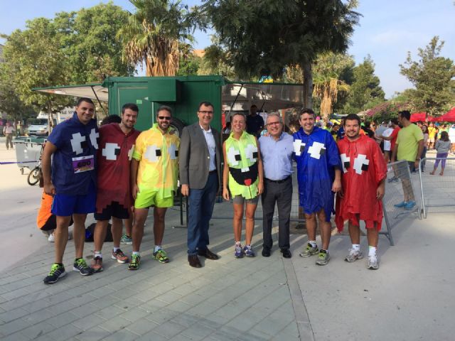 1.000 corredores participan en la Crazy Race Murcia, la primera en celebrarse en circuito urbano - 1, Foto 1