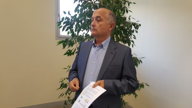 Antonio Meca presenta una moción para facilitar la implantación de grandes marcas o franquicias en el casco urbano - 1, Foto 1