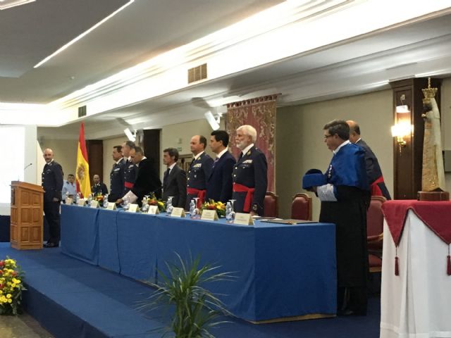El Jefe del Estado Mayor del Aire presidió el inicio del curso académico en la AGA - 1, Foto 1