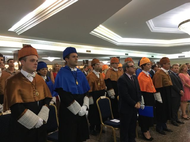 El Jefe del Estado Mayor del Aire presidió el inicio del curso académico en la AGA - 3, Foto 3