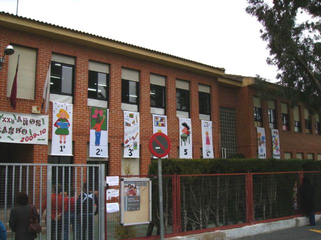 Abierto el plazo para solicitar plazas de comedor en los colegios Vista Alegre y Valentín Buendía - 1, Foto 1