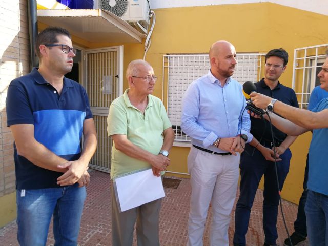 José Ángel Alfonso, acompañado de vecinos de Ribera De Molina, se reúne con el director general de Carreteras - 1, Foto 1