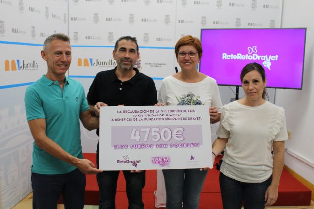 La Fundación Síndrome de Dravet recibe 4.750 euros recaudados en los 10 Km Saludables - 1, Foto 1