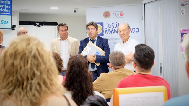 15 personas consiguen el certificado para trabajar como auxiliar sociosanitario mediante un programa de la Fundación Jesús Abandonado - 2, Foto 2