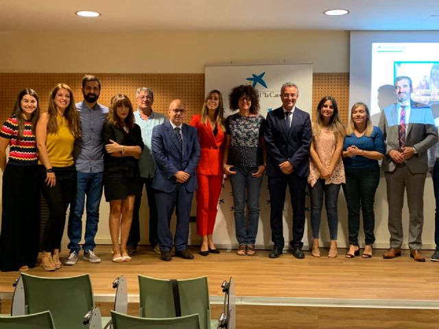 Un convenio entre la Fundación la Caixa y distintas entidades permitirá desarrollar proyectos de intervención social en el municipio - 1, Foto 1