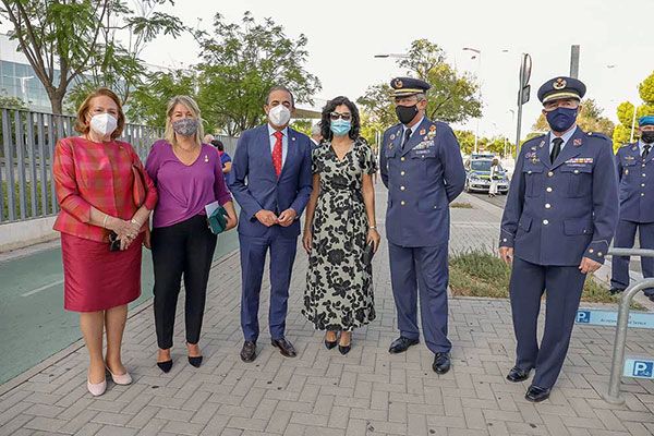 El Acuartelamiento Aéreo de Tablada, recibió la medalla de la ciudad de Sevilla - 3, Foto 3