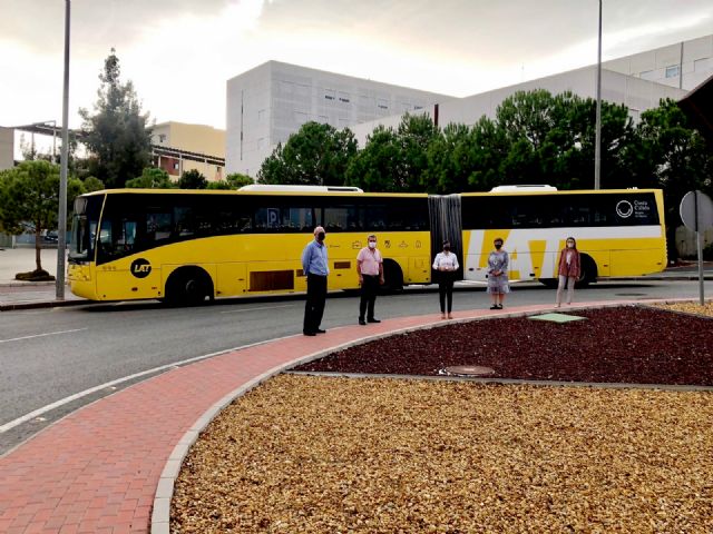 Los autobuses de las lneas que conectan con el campus de Espinardo sern de alta capacidad, Foto 1
