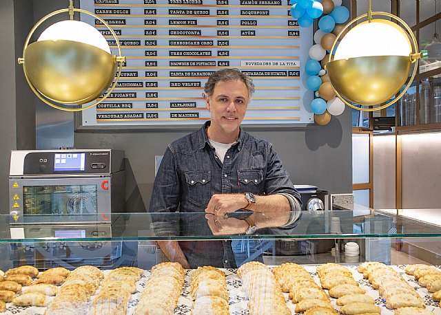 Tita de Buenos Aires lanza sus primeras empanadas 100% vegetales y veganas, elaboradas con Heura - 2, Foto 2
