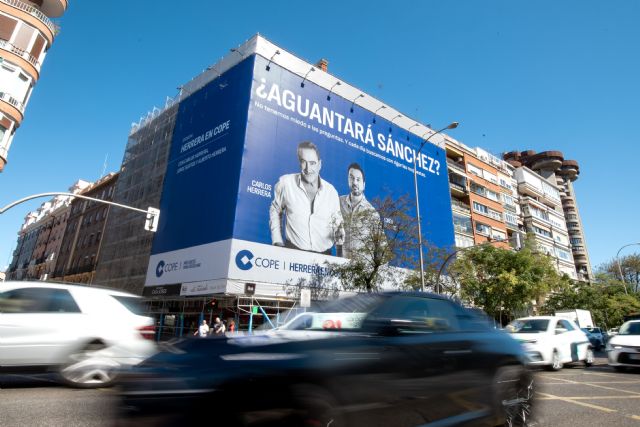 COPE desvela el misterio de su lona viral y presenta su campaña más voces para escuchar - 1, Foto 1