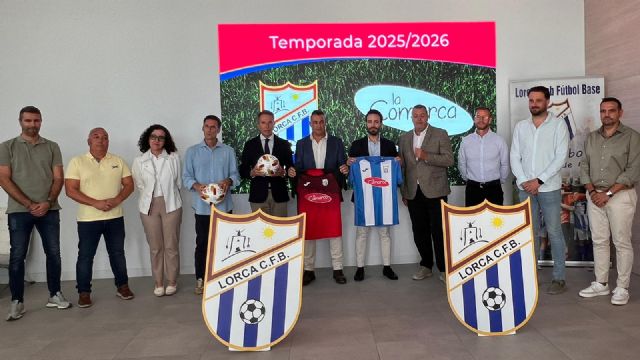 Una temporada más, La Comarca se une al Lorca Club de Fútbol Base como principal patrocinador - 1, Foto 1