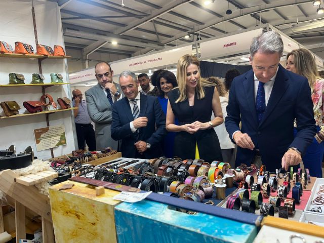 El Gobierno regional pone el foco en el relevo generacional en el sector de la artesanía en Feramur - 1, Foto 1