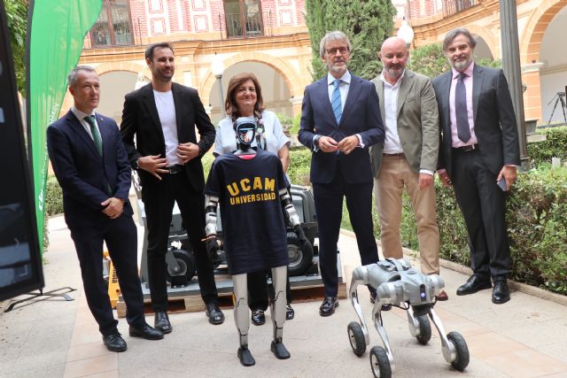 El Gobierno regional y la UCAM muestran las innovadoras aplicaciones que surgen de la fusión de la inteligencia artificial con los drones o la robótica - 1, Foto 1