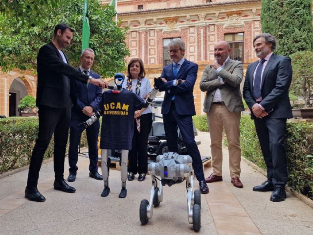 Tecnología al servicio de la sociedad en el II Drone & Robotics Summit de la UCAM - 1, Foto 1