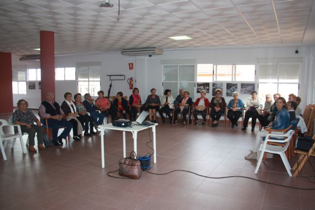 Taller de inteligencia emocional para personas mayores en Moratalla - 1, Foto 1