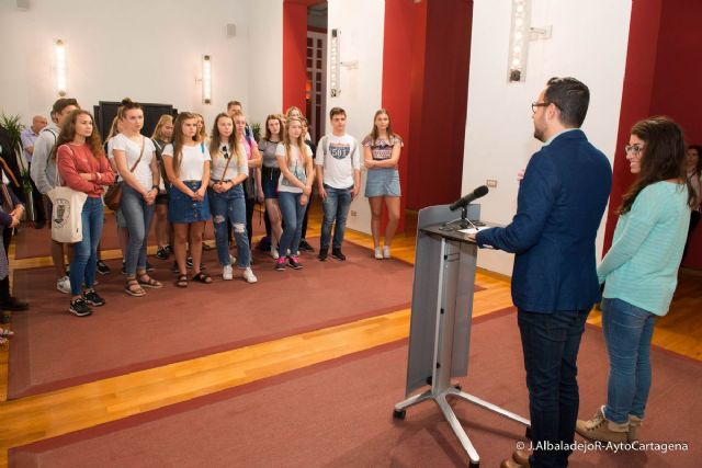 Alumnos noruegos de intercambio con el IES Jiménez de la Espada visitan el Palacio Consistorial - 3, Foto 3