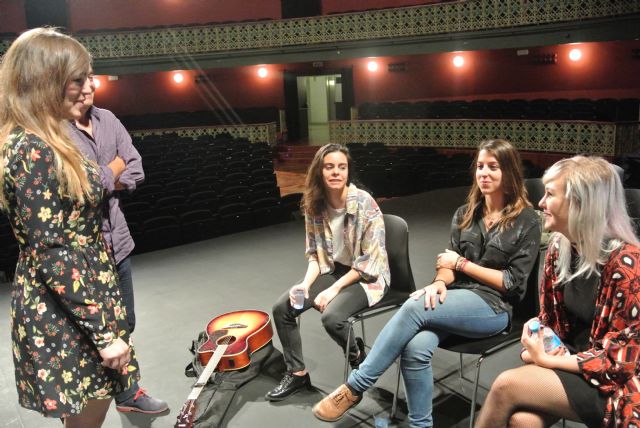 Tres mujeres protagonizan por vez primera la final de Canción de Autor del CreaMurcia - 2, Foto 2