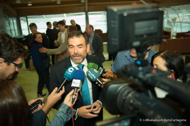 El alcalde muestra su escepticismo sobre las nuevas infraestructuras de la Región - 1, Foto 1