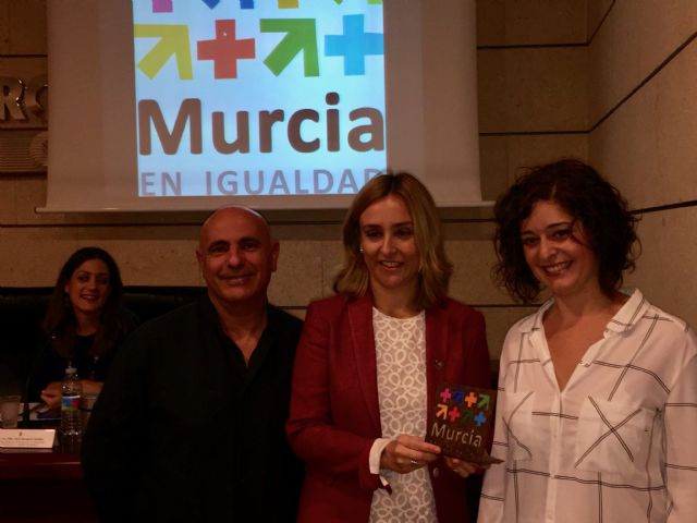 Traperos Recicla, Premio Empresa Murcia en Igualdad por sus medidas para favorecer la conciliación - 2, Foto 2