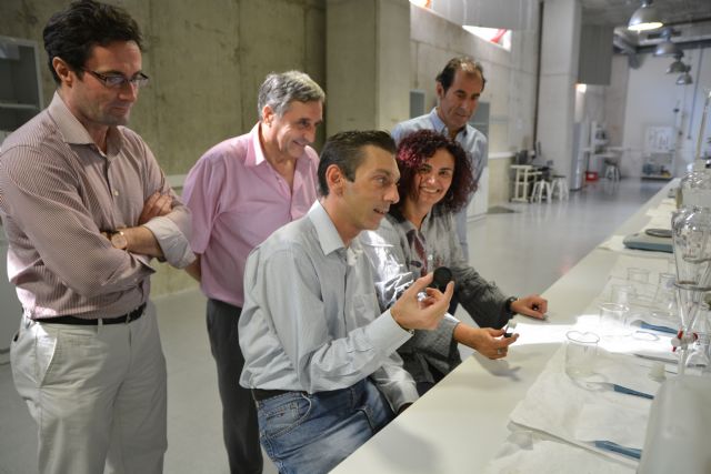 La UPCT patenta un superplástico mejorado con grafeno - 1, Foto 1