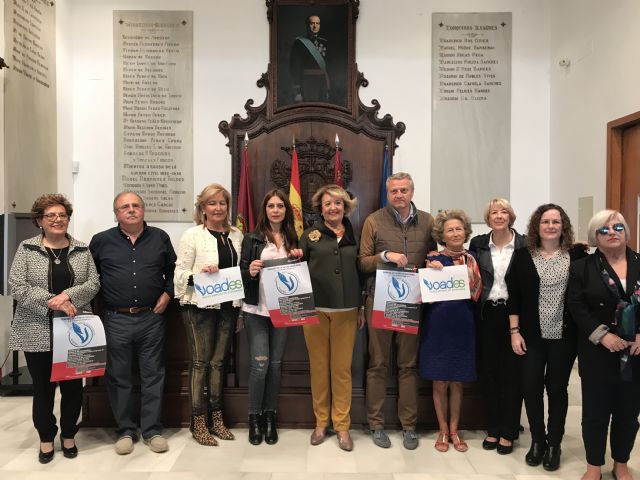La Asociación Voces Amigas de Esperanza realizará tres conferencias en el Aula de Cultura de CajaMurcia con motivo de la Semana de la Salud Emocional - 1, Foto 1