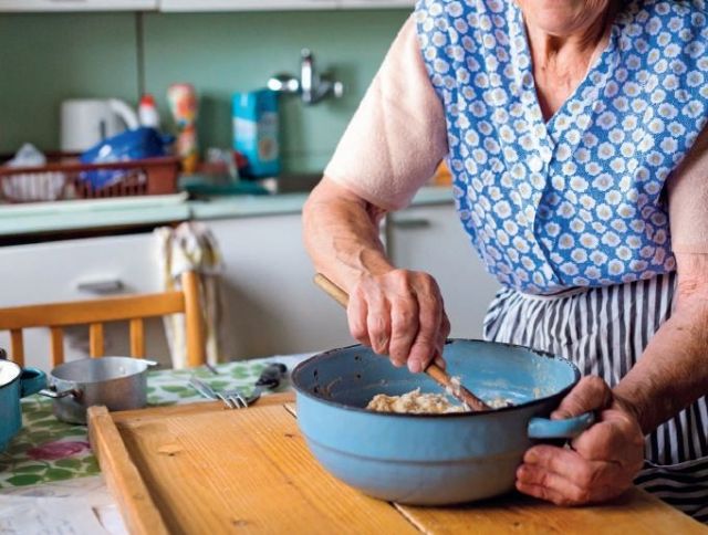 La Asociación de Mujeres Horizontes representa LAS CUÑADAS el sábado 27 de octubre en el Teatro Villa de Molina - 1, Foto 1