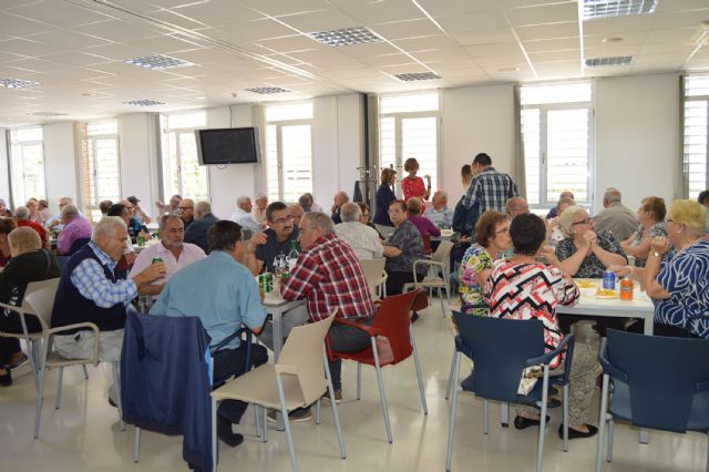 La directora general de Mayores disfruta de la 'Semana Cultural' del Centro de Personas Mayores - 3, Foto 3