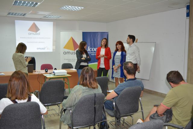 El Ayuntamiento celebra una jornada de economía social junto a Acia, Ucomur y Amusal - 1, Foto 1