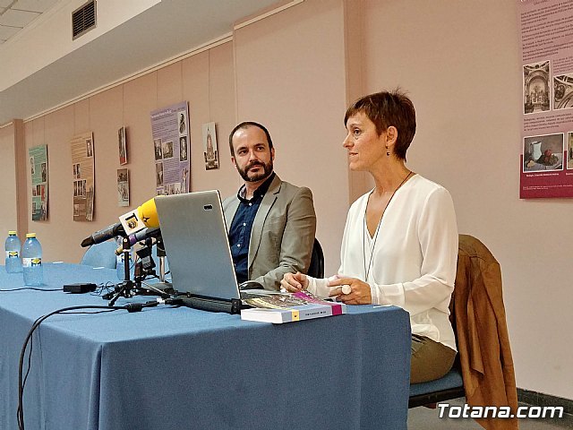 Se celebra con gran aceptación la conferencia “Evolución urbanística de Totana a mediados del siglo XX” - 3, Foto 3