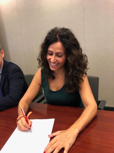 Los consejeros del PP renuncian a sus actas de diputados para dedicarse de lleno a la acción de gobierno - 2, Foto 2