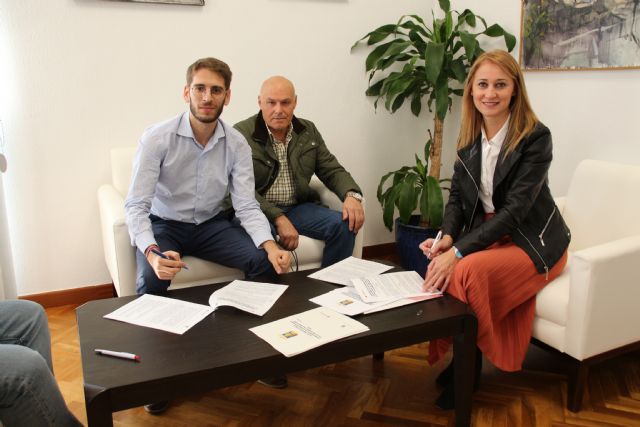 El Ayuntamiento renueva el convenio con Cruz Roja para realizar acciones de voluntariado sanitario y social, Foto 3