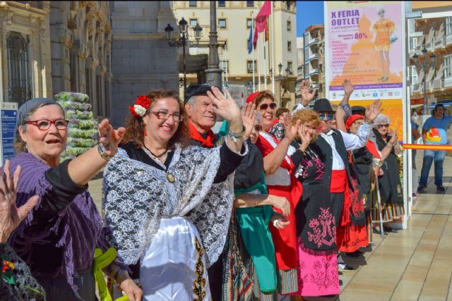 La feria de Mayores y Discapacidad pone el broche final al mes de las ferias en Cartagena - 1, Foto 1