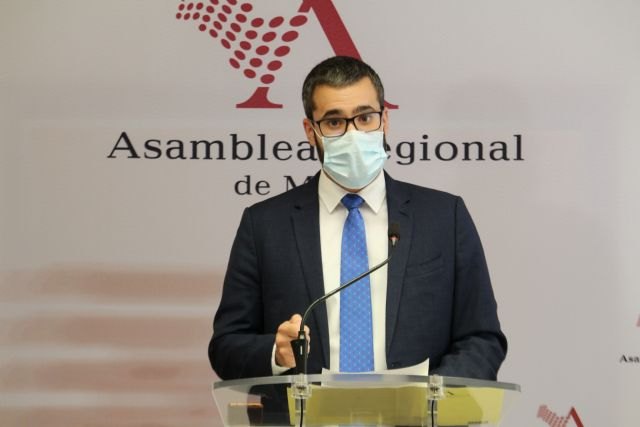 The PSOE requires Lpez Miras to appear this Tuesday in the Assembly and not delay any more urgent explanations at the parliamentary headquarters, Foto 1