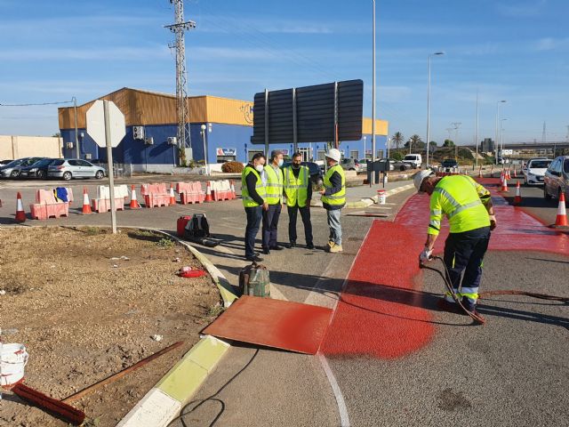 La Comunidad mejora la seguridad vial en la glorieta de inicio de la Ronda Transversal de Cartagena - 2, Foto 2