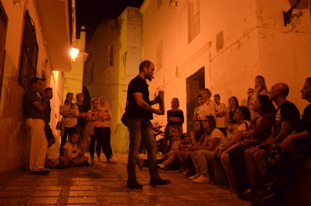 Organizan por primera vez en España una ruta nocturna de misterio en un cementerio de mascotas - 2, Foto 2