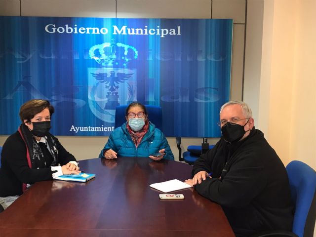 Mari Carmen Hidalgo es condecorada por la Orden Nacional del Mérito Don José Falcón por su gestión para mejorar la educación en los pueblos indígenas de Paraguay - 1, Foto 1