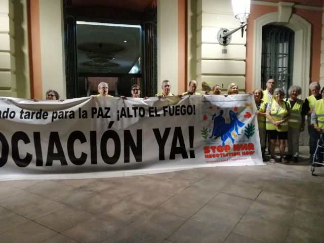 Manifestaciones por el alto el fuego en Ucrania en la Región de Murcia - 5, Foto 5