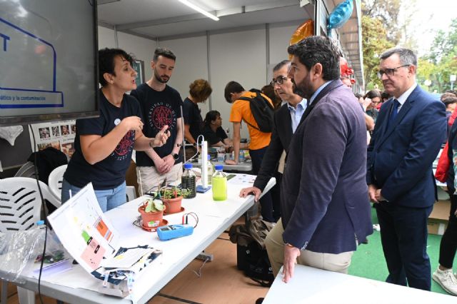 López Miras destaca que la nueva Ley regional de Ciencia facilitará el acceso y la participación de los ciudadanos a los avances científicos - 2, Foto 2