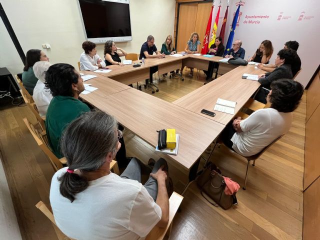 El Ayuntamiento impulsa la Cooperación al Desarrollo con una nueva reunión del Consejo Municipal para la Cooperación y la Solidaridad de Murcia - 2, Foto 2